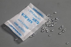 电子产品包装干燥剂选型：从材质到场景的全链路决策指南