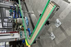 柔性链输送解决方案：凯风自动化的空间优化实践